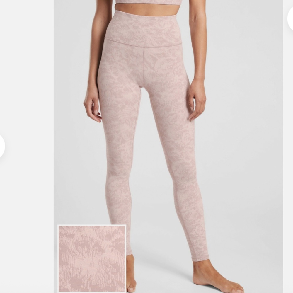 Athleta Elation Textured Tight - Frosted Floral Velvety Pink - Small